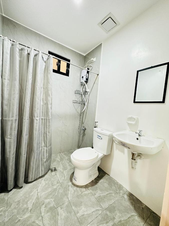 Апартаменты Rjc Building Олонгапо Экстерьер фото